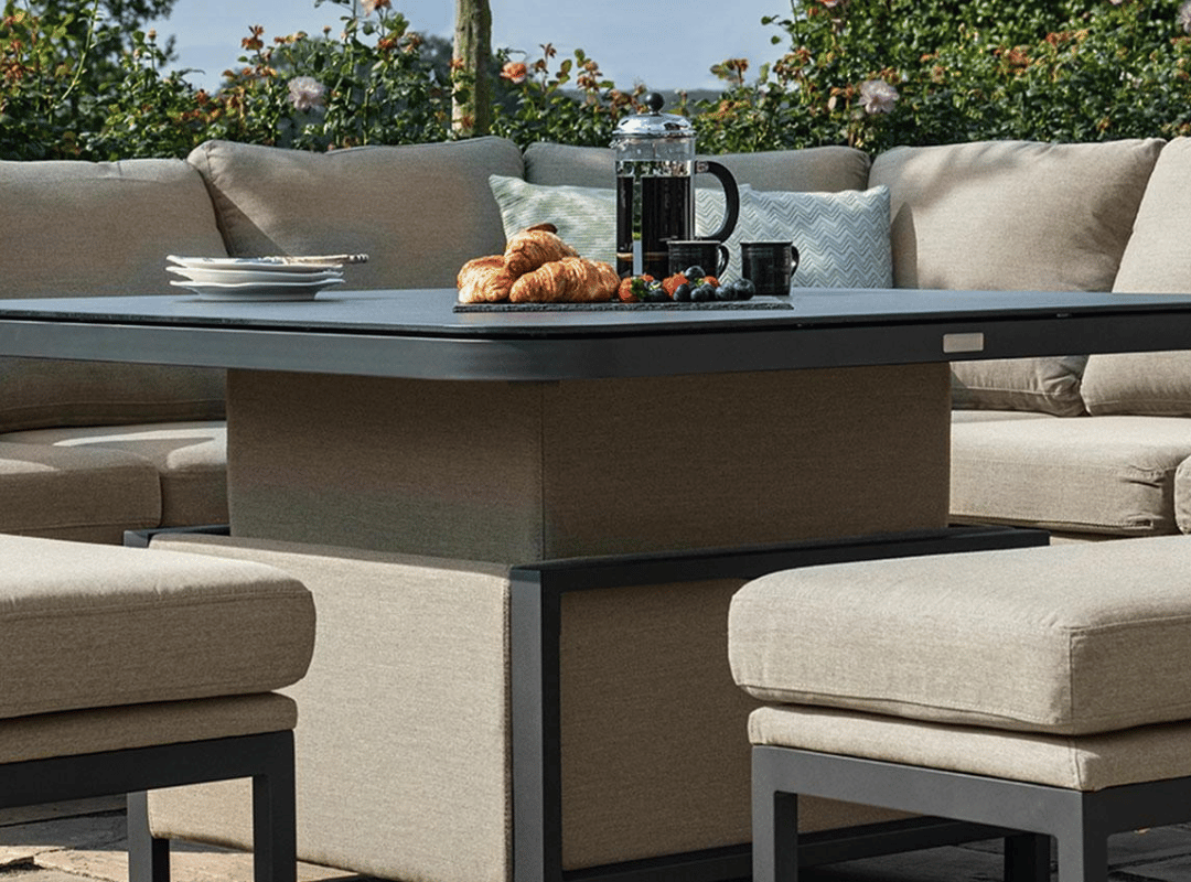 Pulse Deluxe Corner With Adjustable Table